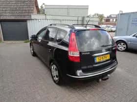 Hyundai i30 (2010) thumbnail 6
