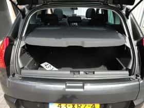 Peugeot 3008 (2012) thumbnail 13
