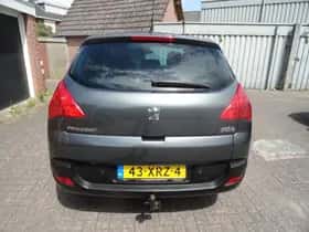 Peugeot 3008 (2012) thumbnail 7