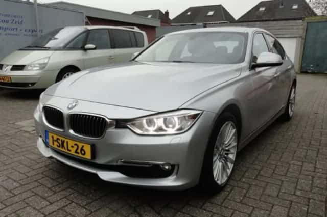 BMW 3-Serie (2013) thumbnail 1