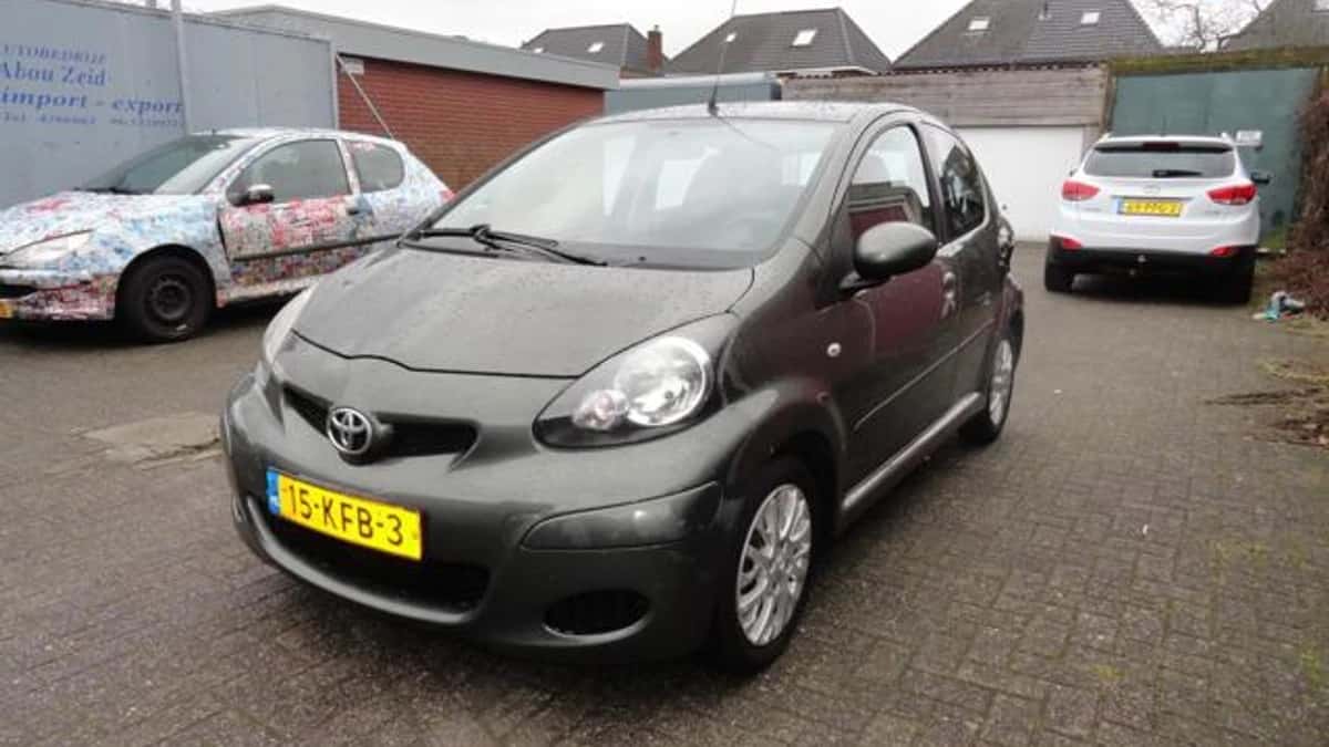 Toyota Aygo (2009) — foto 1