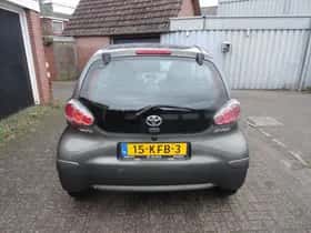 Toyota Aygo (2009) thumbnail 7