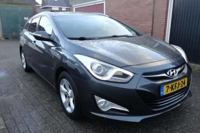 Hyundai i40 (2013) thumbnail 3