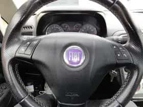 Fiat Grande Punto (2008) thumbnail 16