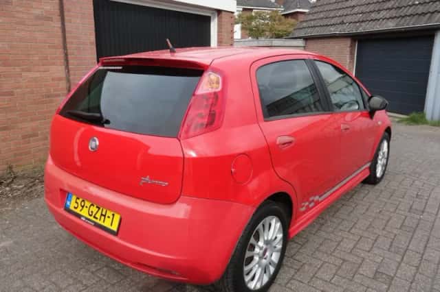 Fiat Grande Punto (2008) thumbnail 5