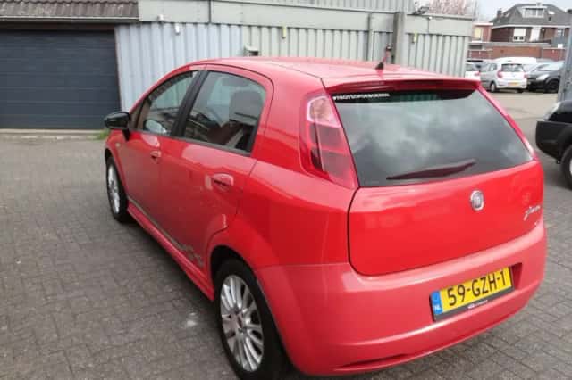 Fiat Grande Punto (2008) thumbnail 6