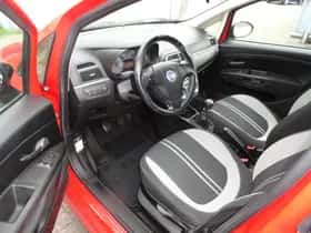Fiat Grande Punto (2008) thumbnail 8