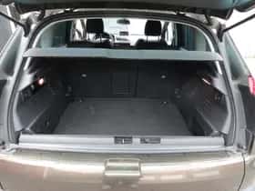 Peugeot 3008 (2010) thumbnail 12