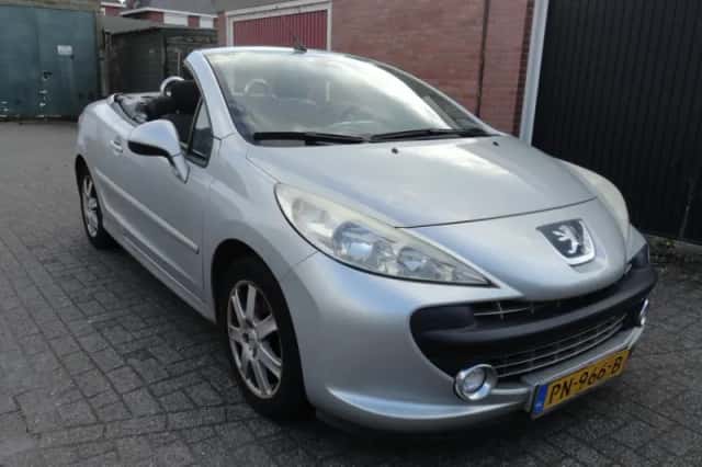 Peugeot 207 (2008) thumbnail 3