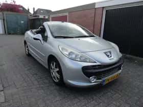 Peugeot 207 (2008) thumbnail 3