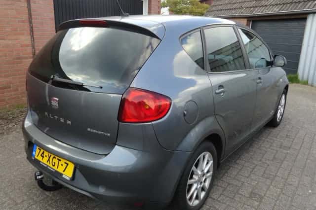 SEAT Altea (2012) thumbnail 5
