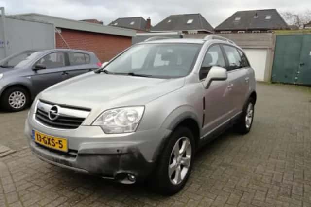 Opel Antara (2008) thumbnail 1