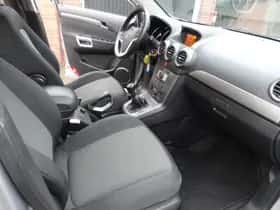 Opel Antara (2008) thumbnail 10