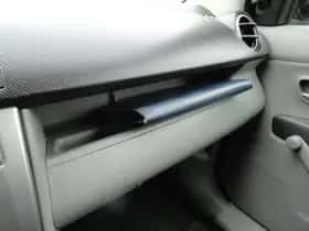 Mazda 2 (2003) thumbnail 16
