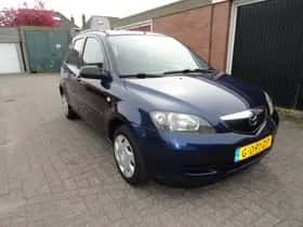 Mazda 2 (2003) thumbnail 3