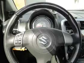 Suzuki Splash (2008) thumbnail 16