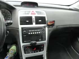 Peugeot 307 SW (2005) thumbnail 21