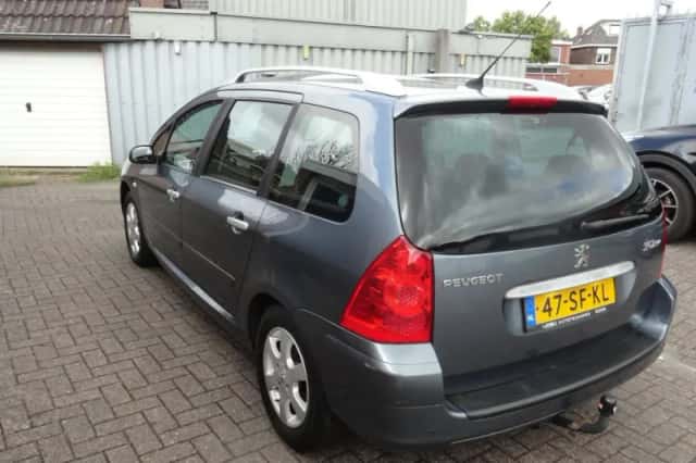 Peugeot 307 SW (2005) thumbnail 6