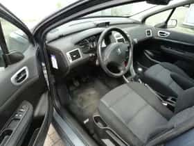Peugeot 307 SW (2005) thumbnail 8
