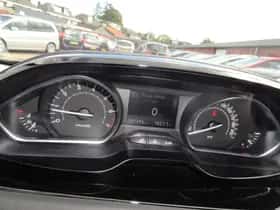 Peugeot 208 (2012) thumbnail 13