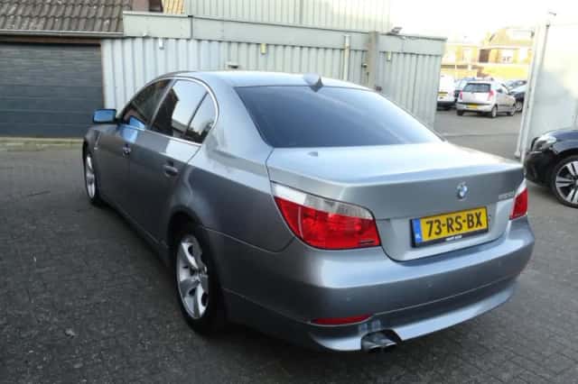 BMW 5-Serie (2005) thumbnail 6