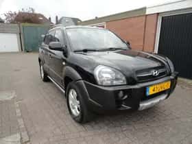 Hyundai Tucson (2009) thumbnail 3