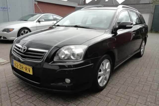 Toyota Avensis (2008) thumbnail 1