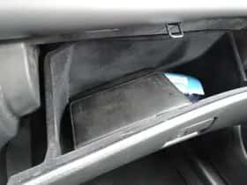 Toyota Avensis (2008) thumbnail 16