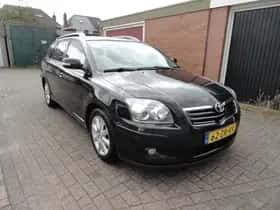 Toyota Avensis (2008) thumbnail 3