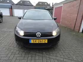 Volkswagen Golf (2009) thumbnail 4