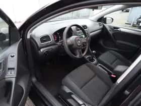 Volkswagen Golf (2009) thumbnail 8