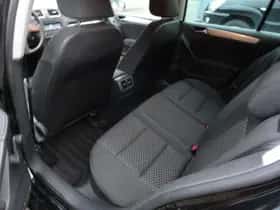 Volkswagen Golf (2009) thumbnail 9