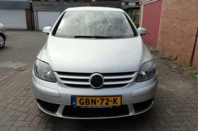 Volkswagen Golf (2005) thumbnail 4