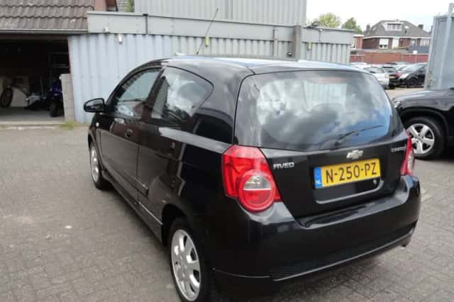 Chevrolet Aveo (2009) thumbnail 6