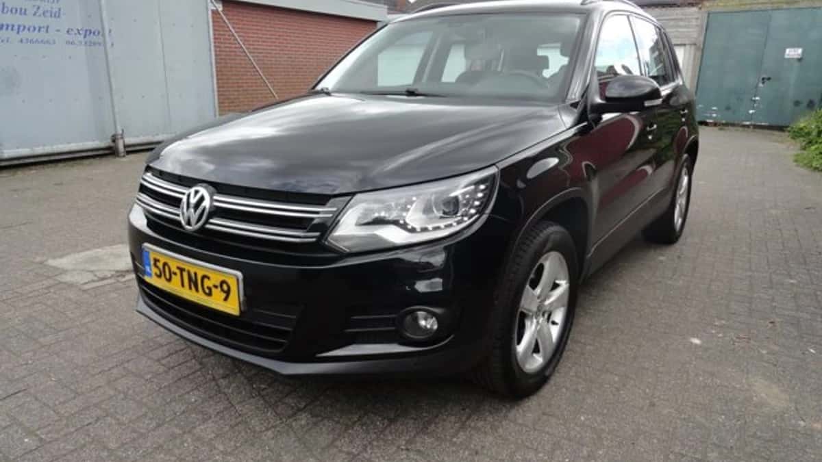Volkswagen Tiguan (2012) — foto 1