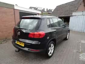 Volkswagen Tiguan (2012) thumbnail 5