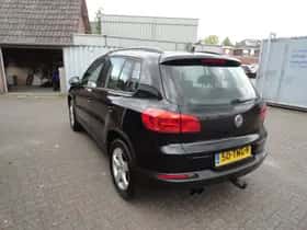 Volkswagen Tiguan (2012) thumbnail 6
