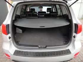 Hyundai Santa Fe (2008) thumbnail 13