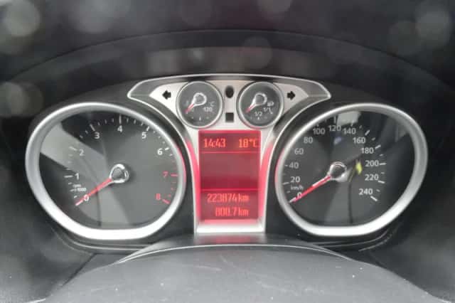 Ford Focus (2009) thumbnail 13
