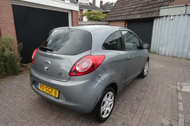 Ford Ka (2010) thumbnail 4