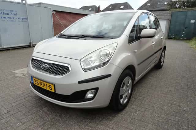 Kia Venga (2011) thumbnail 1