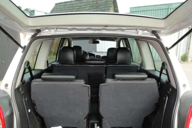 Opel Zafira (2002) thumbnail 10
