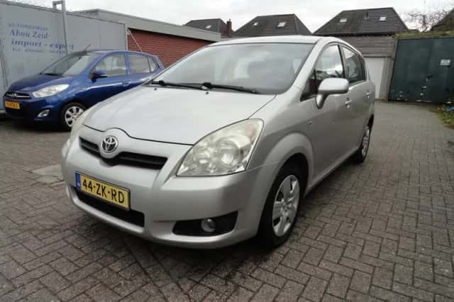 Toyota Verso (2008)