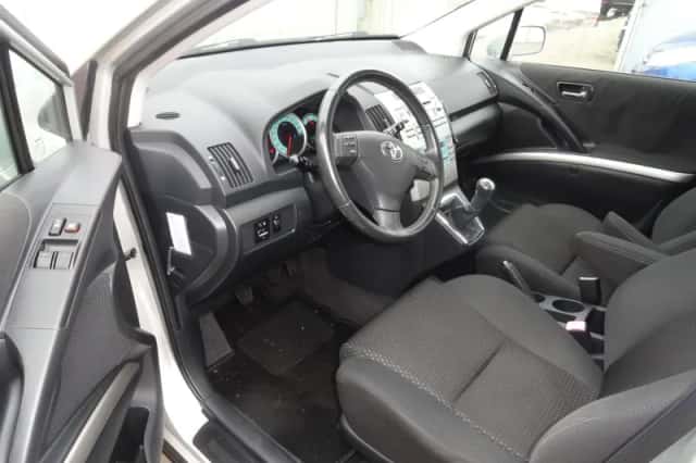 Toyota Verso (2008) thumbnail 7