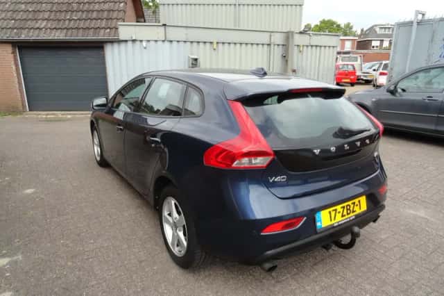 Volvo V40 (2012) thumbnail 5