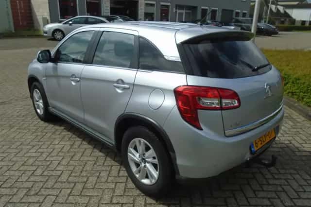 Citroën C4 Aircross (2013) thumbnail 4