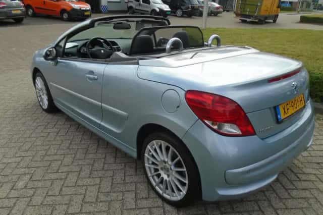 Peugeot 207 (2011) thumbnail 3