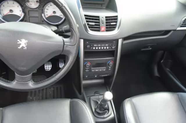 Peugeot 207 (2011) thumbnail 5