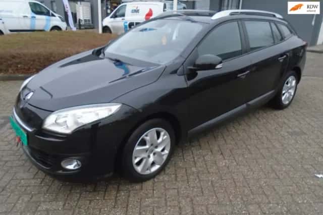 Renault Mégane (2012) thumbnail 1