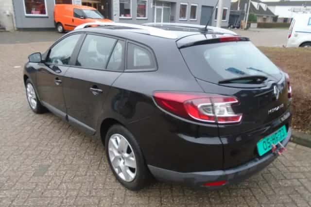 Renault Mégane (2012) thumbnail 4